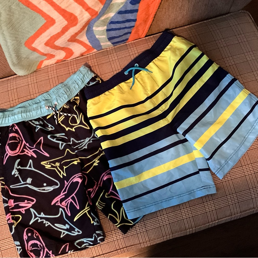 SET Boys Swim Trunks Striped Trunks Shark Trunks Swimsuits